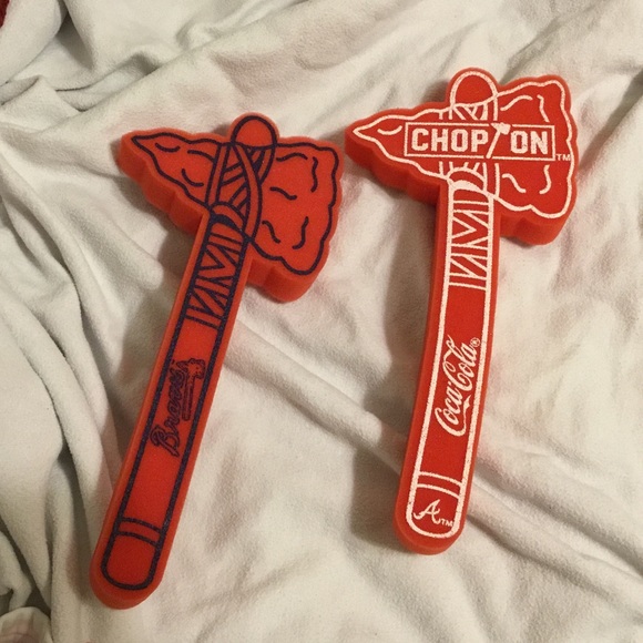 MLB Atlanta Braves Opening Day T-shirt - Picture 3 of 3